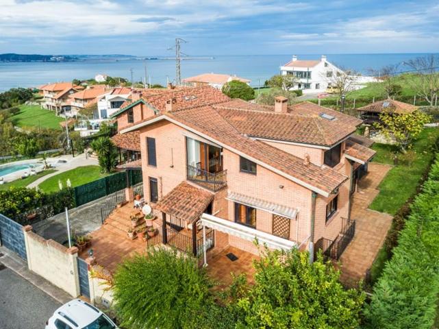 Casa en venta en Gijón, Gijón photo 0