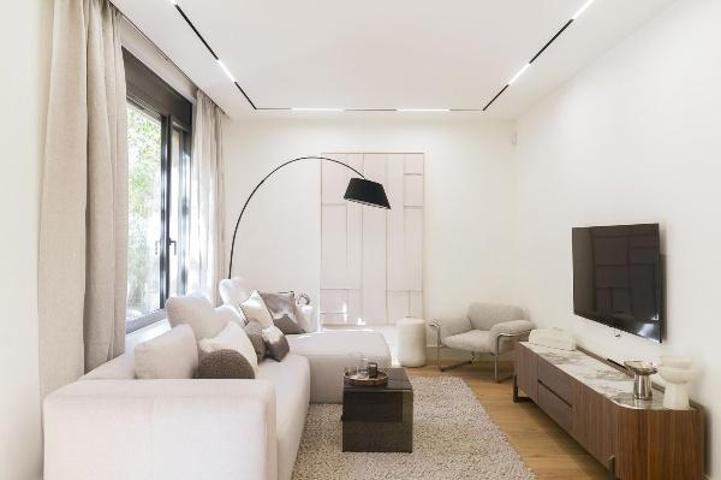 Apartamento en venta en Barcelona photo 0