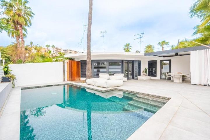 Adosada en venta en Sant Pere de Ribes, Vallpineda photo 0