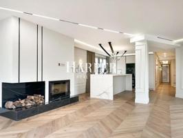 Piso en venta en Barcelona, Eixample photo 0