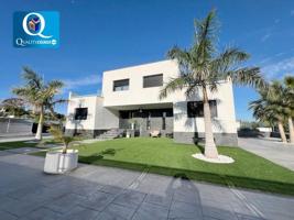 Chalet en venta en Mutxamel, La Almajada photo 0