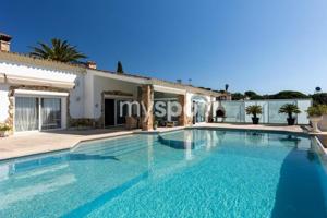 Chalet en venta en Lloret de Mar, Condado del Jaruco photo 0