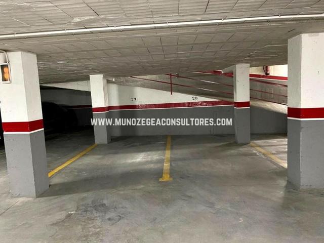 Parking en alquiler en Lucena, Calle Quintana, 14900 photo 0