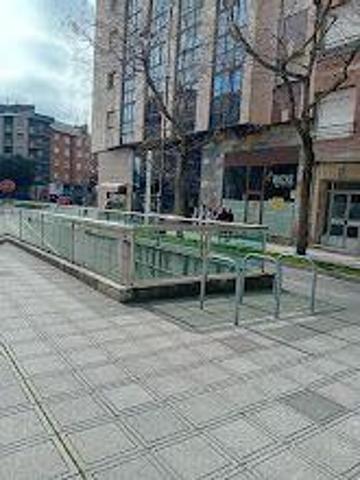 Garaje en venta en Ponferrada, Centro photo 0
