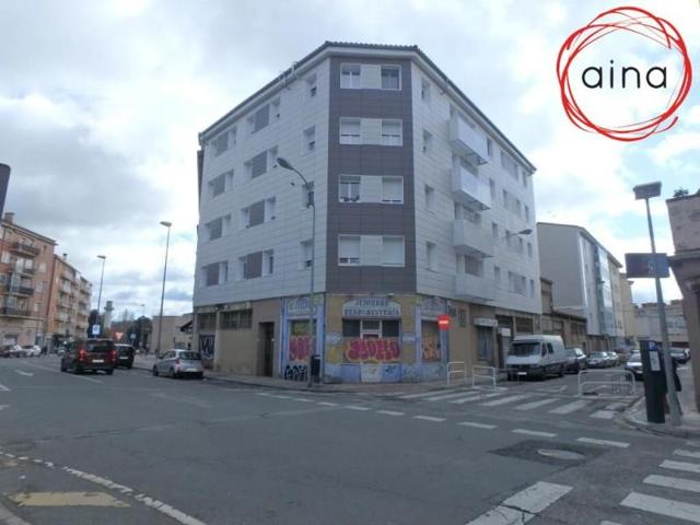 Local comercial en venta en Pamplona, Rochapea photo 0