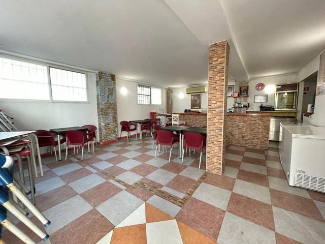 Local comercial en venta en Jerez de la Frontera, Oeste photo 0