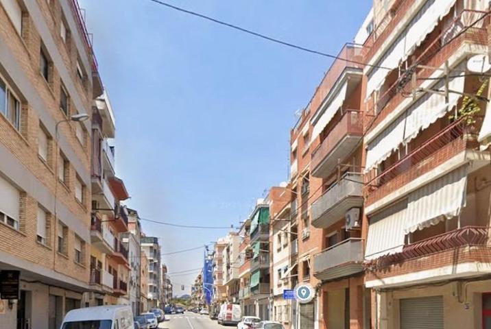 Piso en venta en Sant Boi de Llobregat, Vinyets photo 0