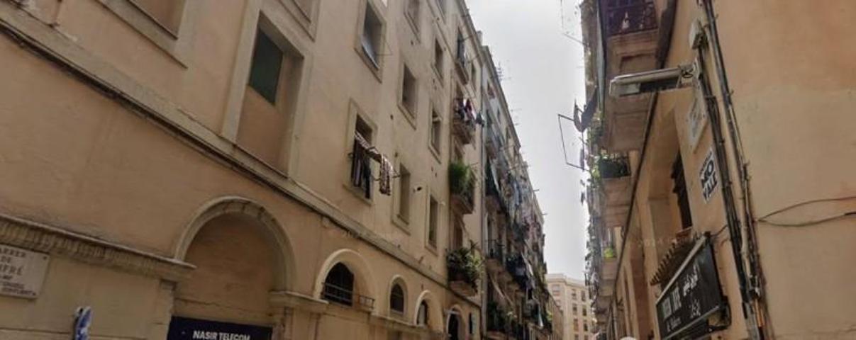 Piso en venta en Barcelona, Sant Antoni photo 0