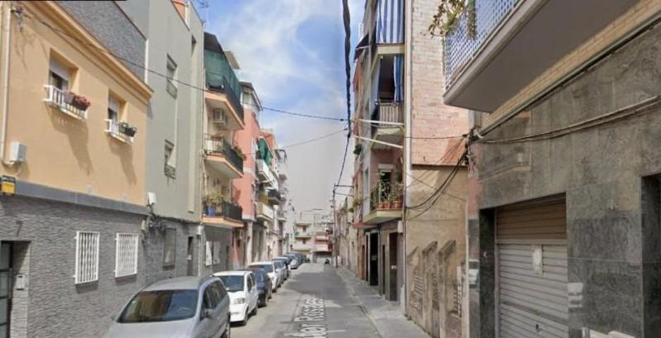 Local comercial en venta en Badalona, Sant Roc photo 0
