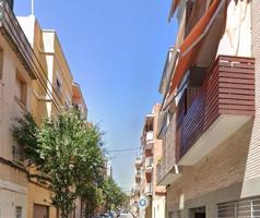 Piso en venta en Cornellà de Llobregat, Gavarra photo 0