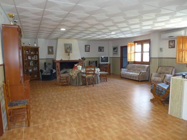 Casa con terreno en venta en Baena, Paraje Cerro la Antigua photo 0