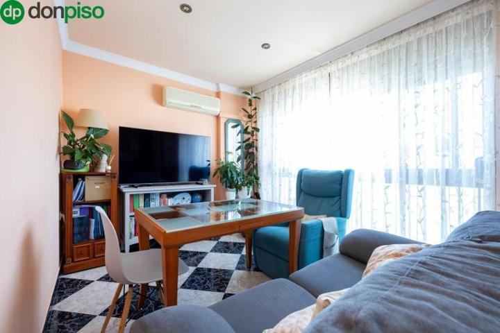 Piso en venta en Granada, Alminares photo 0