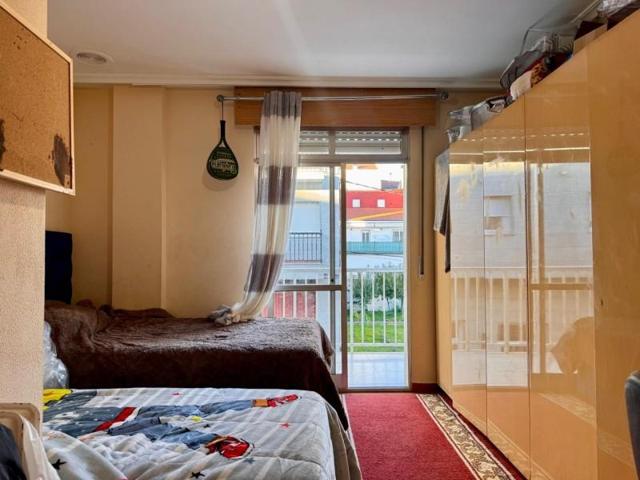 Edificio en venta en Verín, Centro photo 0