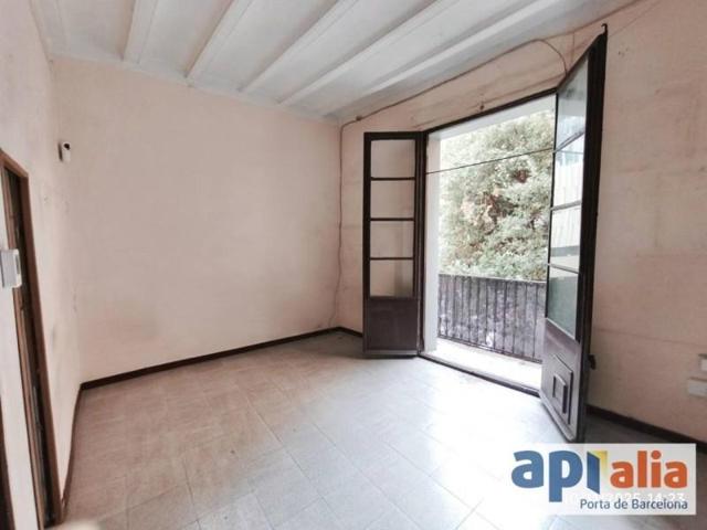 Piso en venta en Barcelona, El Raval photo 0
