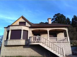 Chalet en venta en Cambados, Cambados photo 0