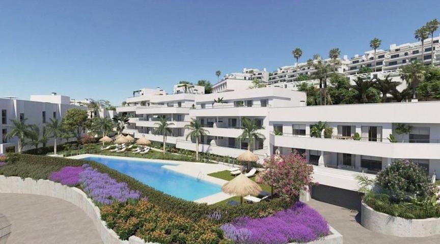 Apartamento en venta en Estepona, Cancelada photo 0