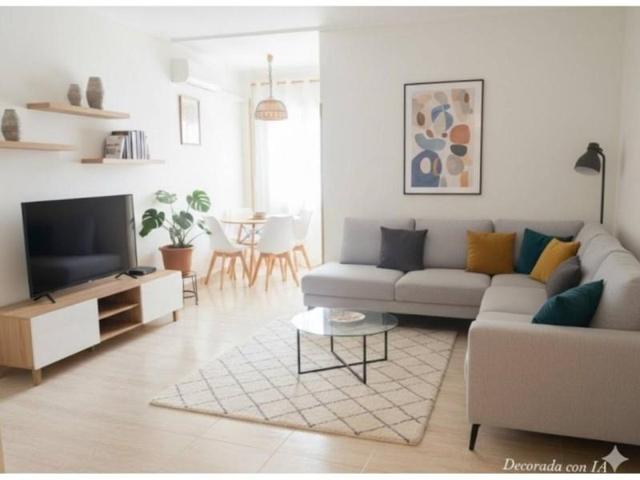 Piso en venta en Barcelona, Sant Antoni photo 0