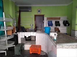 Local comercial en alquiler en Lucena, Lucena photo 0