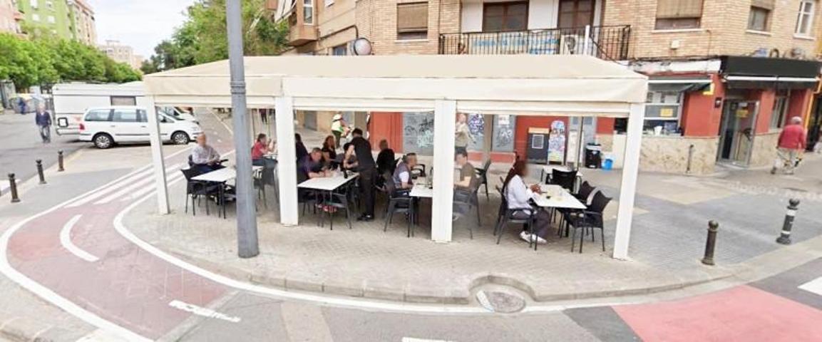 Local comercial en alquiler en Valencia, Nou Moles photo 0