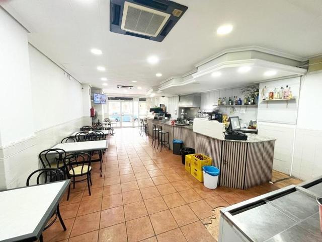 Local comercial en alquiler en Valencia, La Creu del Grau photo 0