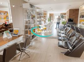 Local comercial en alquiler en Valencia, La Petxina photo 0