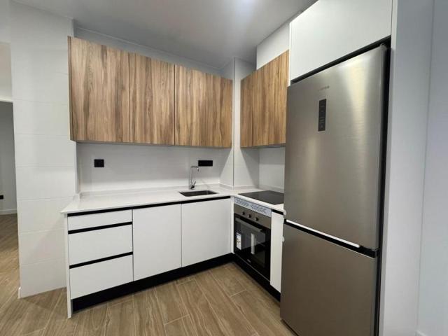 Apartamento en venta en Murcia, Barrio del Carmen photo 0