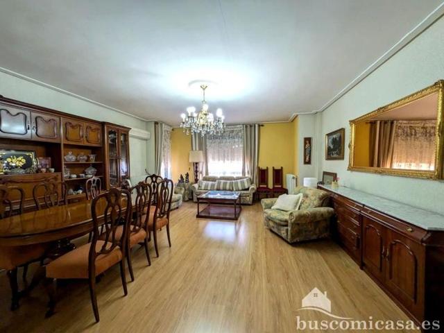 Piso en venta en Linares, Plaza Colón, 23700 photo 0