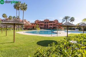 Piso en venta en Motril, Playa Granada photo 0