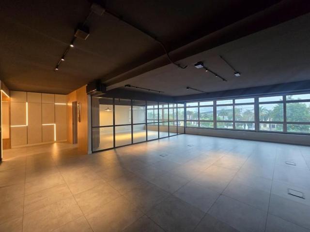 Local comercial en venta en A Coruña, A Coruña photo 0