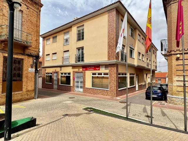 Parking en alquiler en La Unión, La Unión photo 0