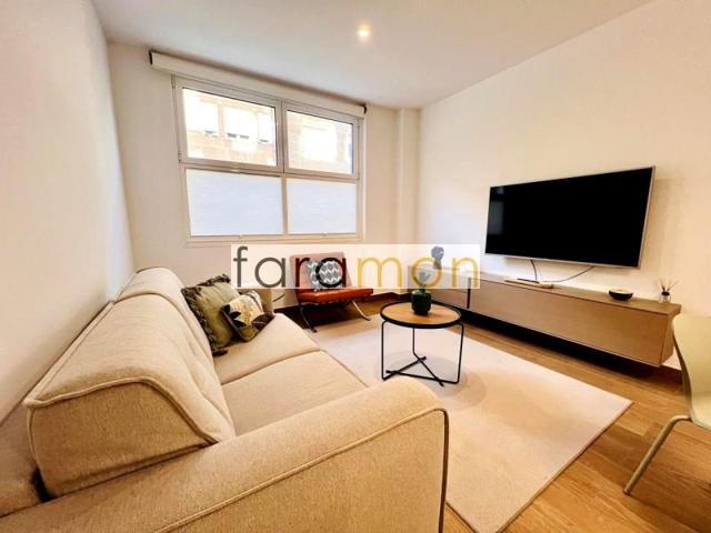 Apartamento en alquiler en Vigo, Rúa de Joaquín Loriga, 36203 photo 0