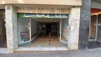 Local comercial en alquiler en Barcelona, Sagrada Familia photo 0