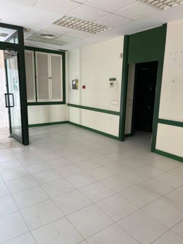 Local comercial en venta en Córdoba, Centro photo 0