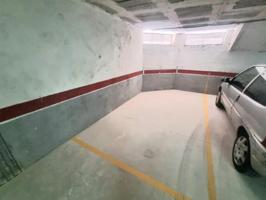 Garaje en venta en Torredembarra, CENTRE photo 0