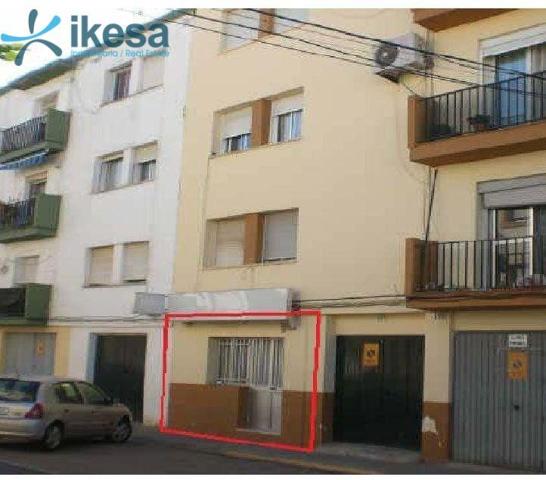 Local comercial en venta en Lepe, El chorrillo photo 0