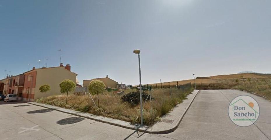 Terreno en venta en Rueda photo 0