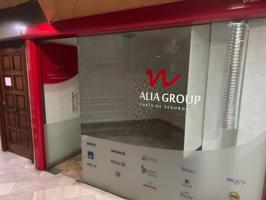 Local comercial en venta en Córdoba, Centro photo 0