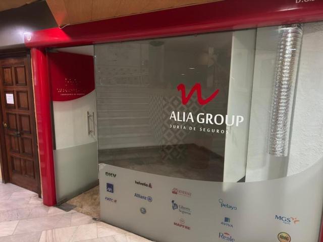 Local comercial en venta en Córdoba, Centro photo 0