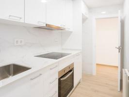 Piso en venta en Vilafranca del Penedès photo 0