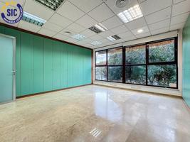 Oficina en venta en Torrent, Avd. Al Vedat photo 0