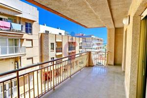 Apartamento en venta en Guardamar del Segura, Playa photo 0