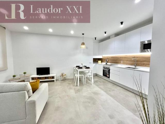 Planta baja en venta en Sabadell, Centre photo 0