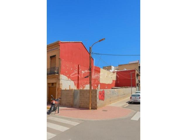 Terreno en venta en Burjassot photo 0