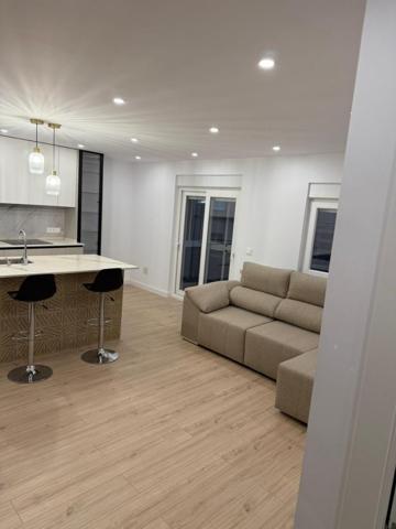 Piso en venta en León, El Ejido- Sta. Ana photo 0