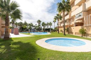 Piso en venta en Motril, Playa torrenueva photo 0