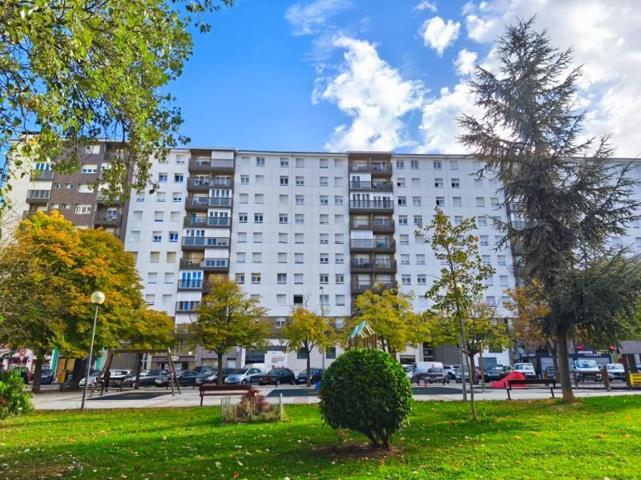 Piso en venta en Barañáin, Barañain photo 0