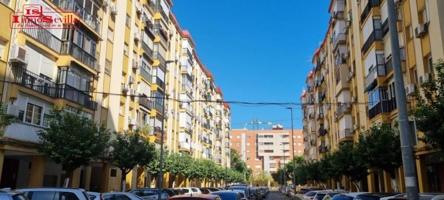 Piso en venta en Sevilla, Ronda de Triana-Patrocinio-Turruñuelo photo 0