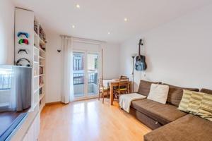 Apartamento en venta en L'Hospitalet de Llobregat, Collblanc photo 0