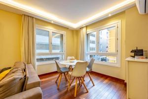 Piso en venta en Las Palmas de Gran Canaria, Santa Catalina photo 0