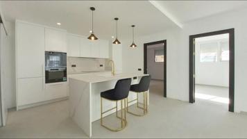 Planta baja en venta en Vilanova i la Geltrú, Fabrica Nova photo 0